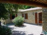 Villa à ENTRECHAUX, 8 personnes, 160m² (Campagne - Vaucluse)