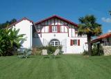 Chambre d'hôte à LA BASTIDE CLAIRENCE, 8 personnes, 400m² (Campagne - Pyrénées Atlantiques)